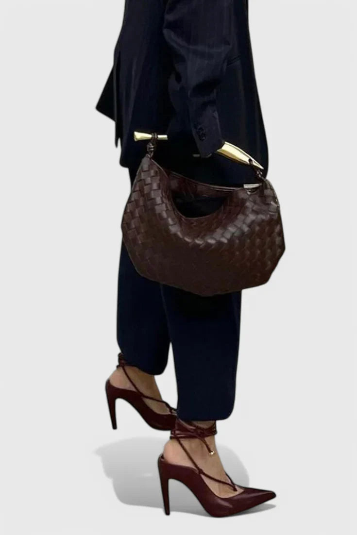 Gerda | Bolso Woven con Asa Dorada