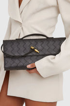 Melanie | Clutch con Detalle de Nudo Dorado