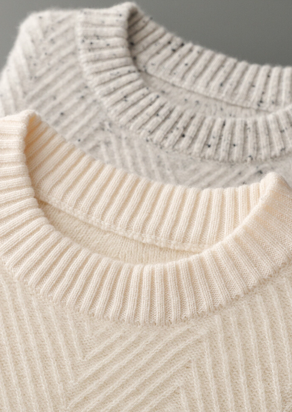 PURE CASHMERE LIGHT GRAY HERRINGBONE CREWNECK